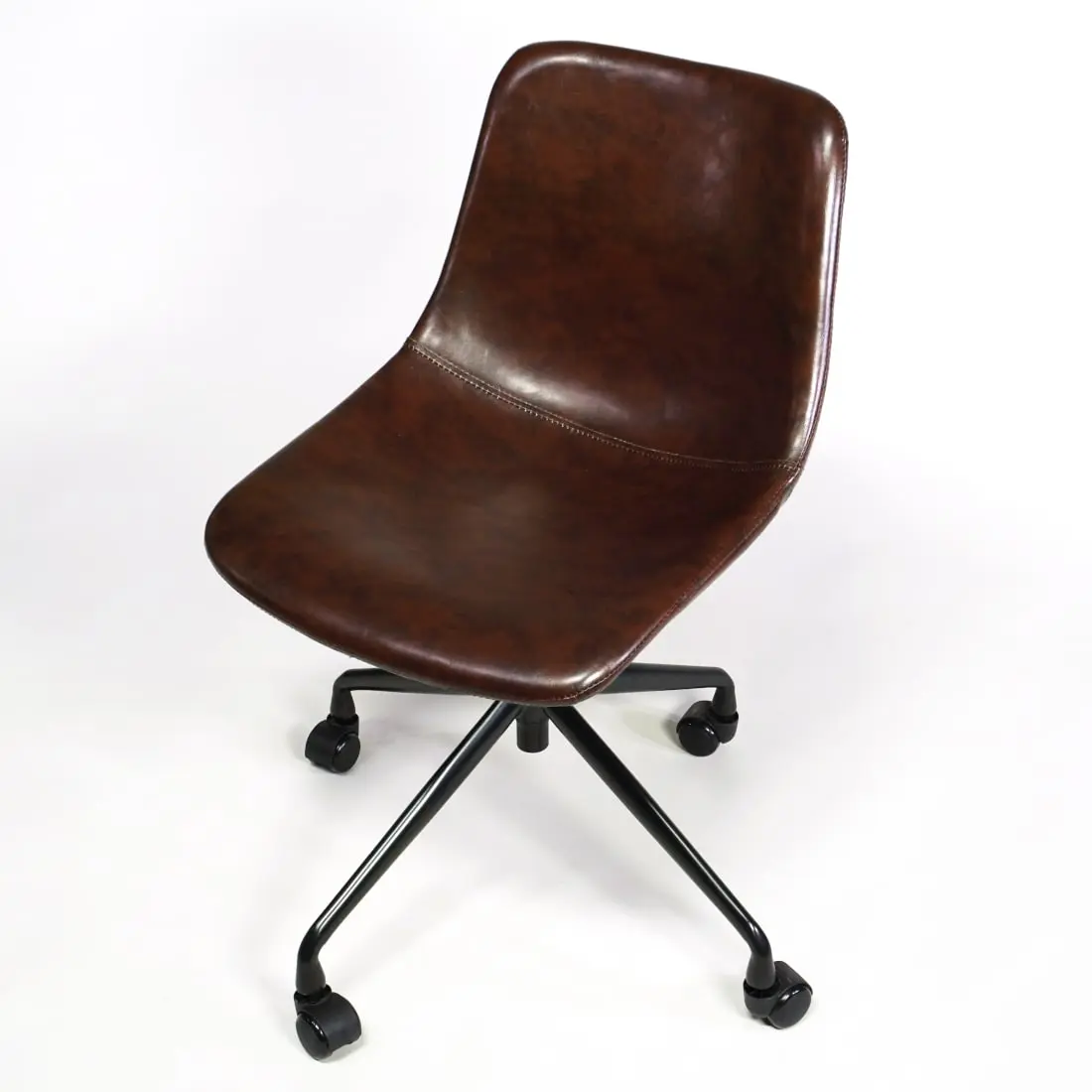 Stuhl für den Schreibtisch zuhause auf Rollen, Farbe braun, hoeenverstellbar und drehbar