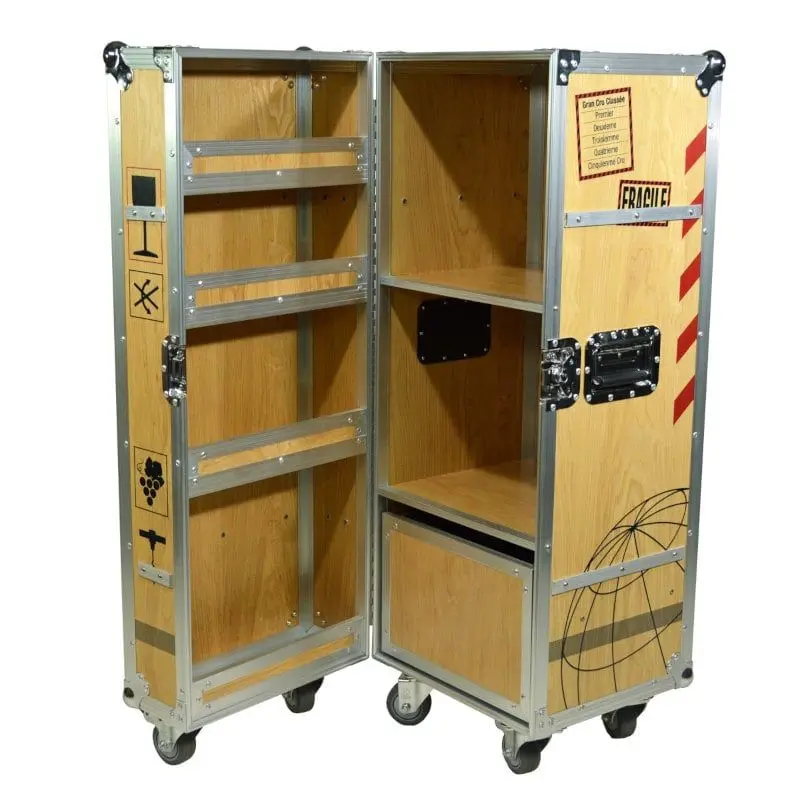 Multicase Schrankkoffer im Flightcase Stil mit Wein-Motiven, Holz Rollcontainer