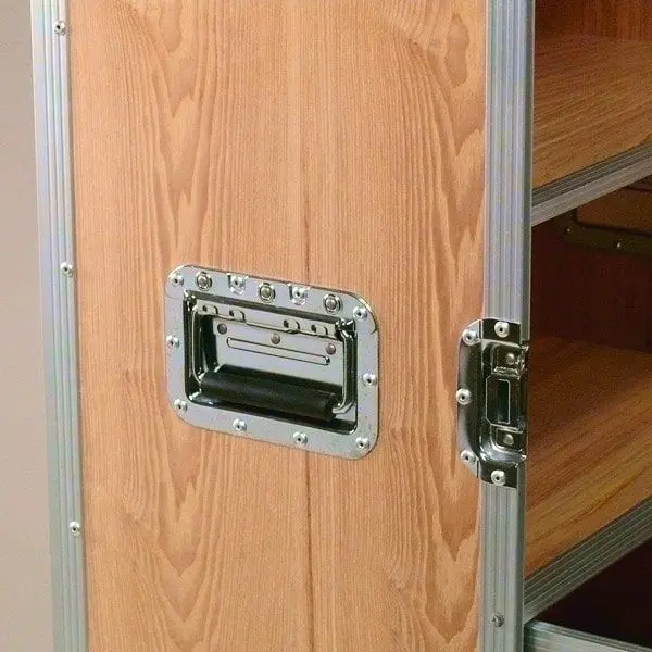 Holz-Flightcase Schrankkoffer, Garderoben Rollcontainer mit Alu und Chrome, Schubladen, Kleiderstange, abschliessbar