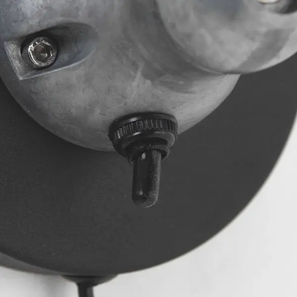 Industrial Factory Wandlampe, der Klassiker in schwarz mit retro Kippschalter
