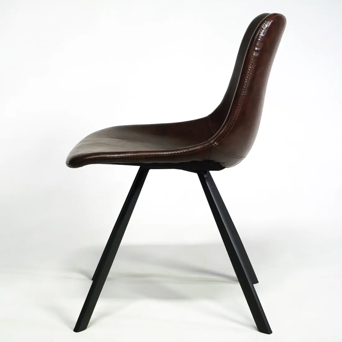 Industrial Vintage Stuhl, Metallgestell schwarz, Polster braun, robust und stabil