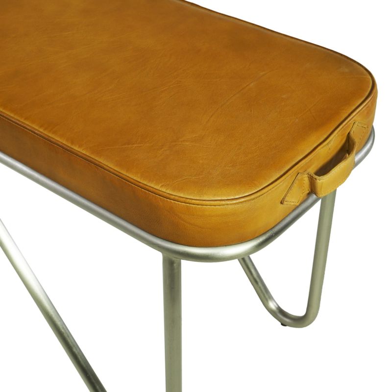 Retro Sitzbank mit Vintage Turnmatte | Sporthallen Bank